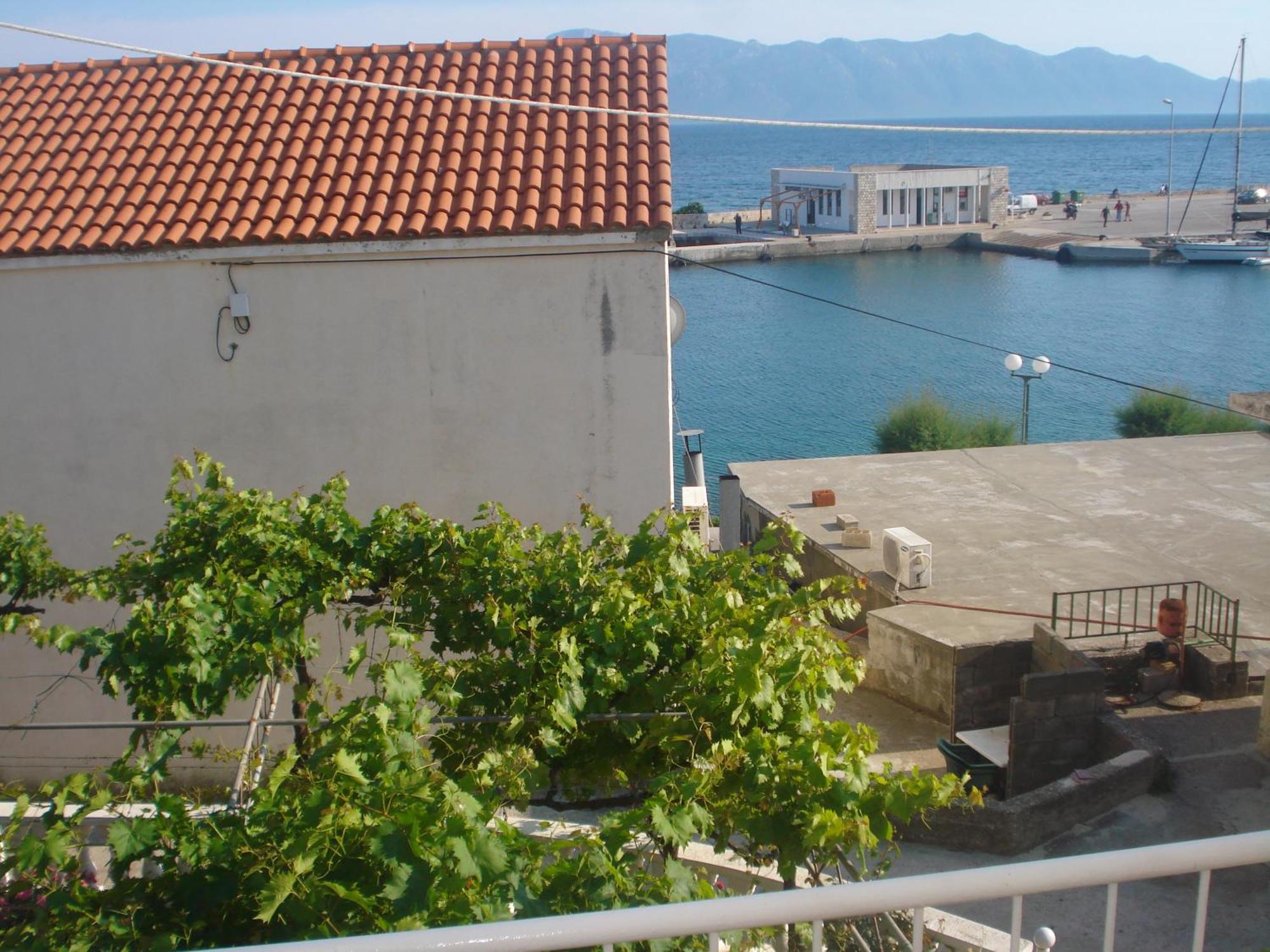 Apartments San Giorgio Sucuraj Bagian luar foto
